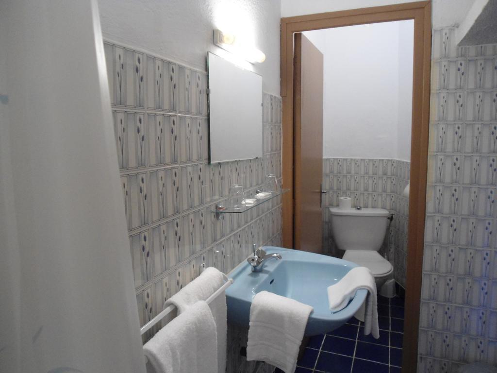 Hotel Les Calanques Пьяна Номер фото